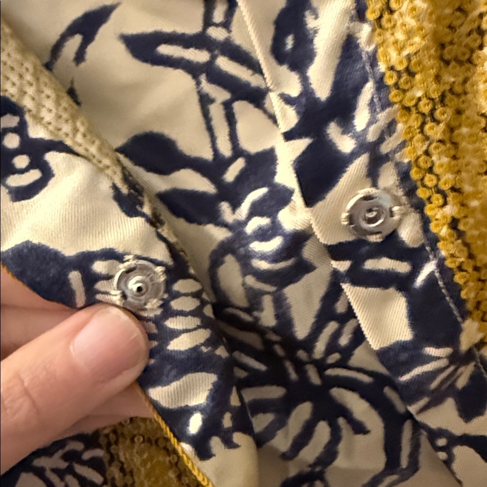 Dries Van Noten cream silk button down with sequins - Picture 6 of 7